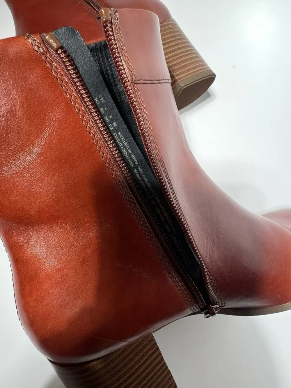 Vagabond Cinnamon Leather Ankle Boots Women’s US 7.5 EU 38 Block Heel